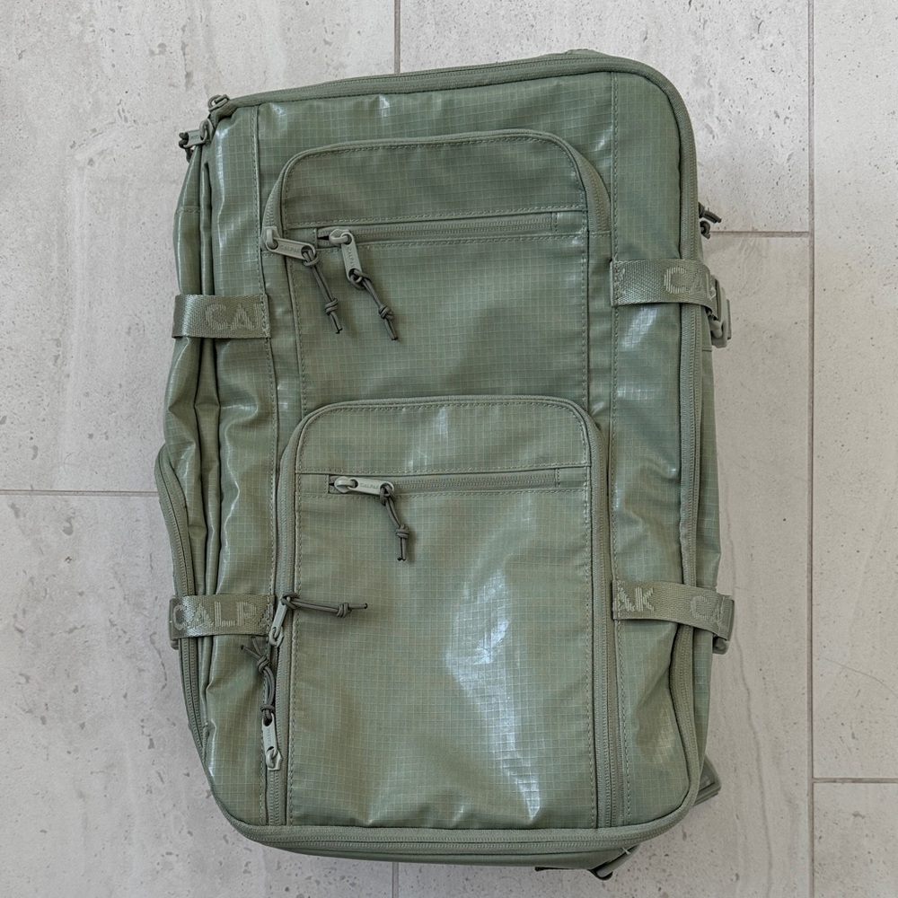 Olive Green Travel Duffel Backpack - Unbranded